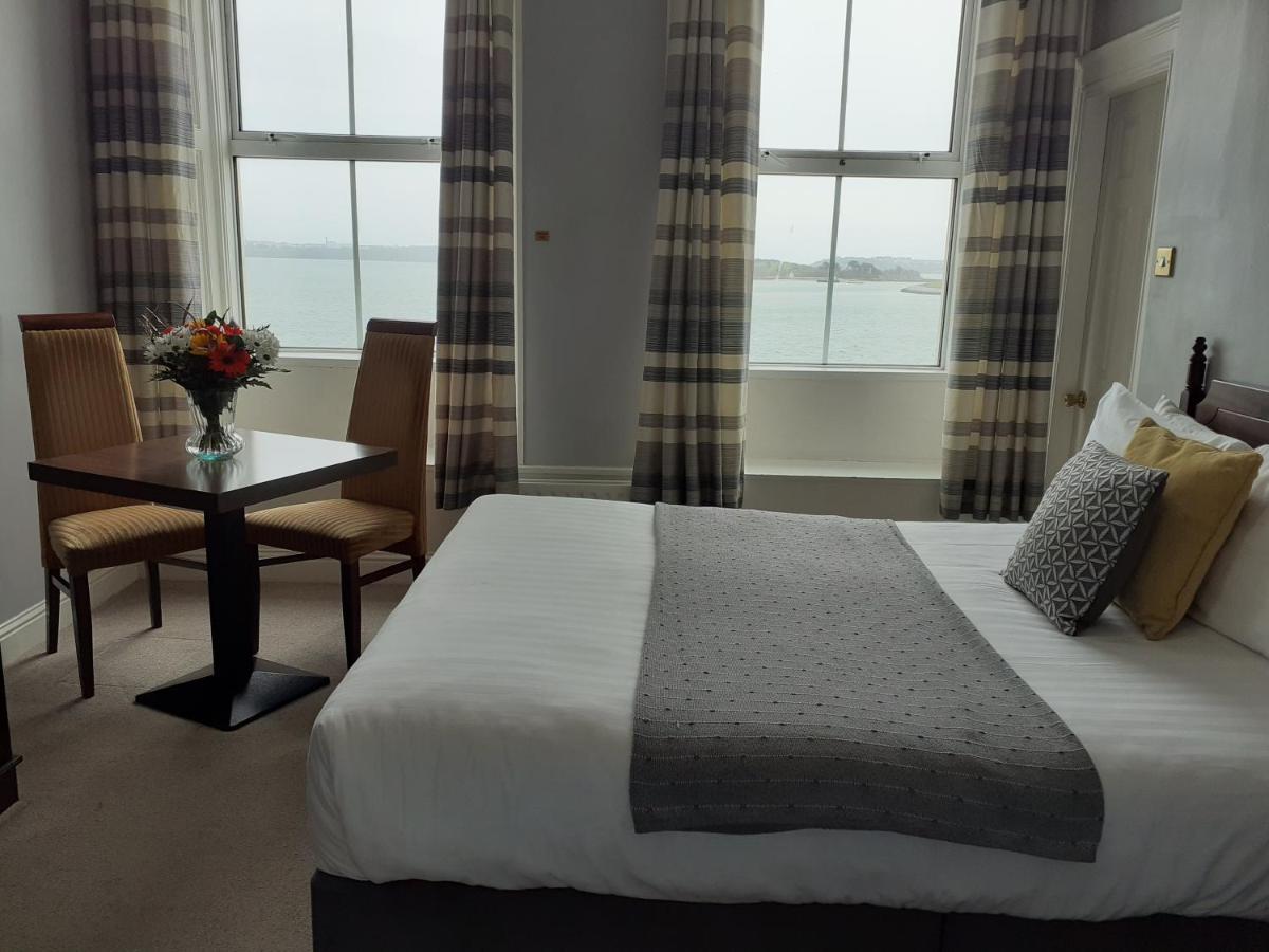 Commodore Hotel Cobh Exterior foto